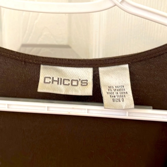 Chicos Size 0 -  Brown stretch shirt - Picture 2 of 5